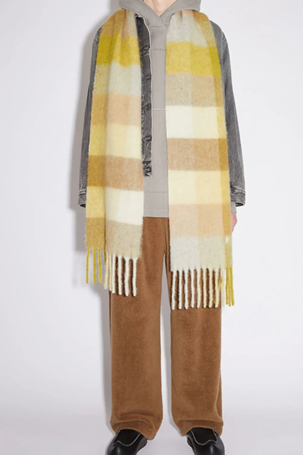Oversized Plaid Knit Scarf with Tassels – Soft Winter Blanket Scarf for Women