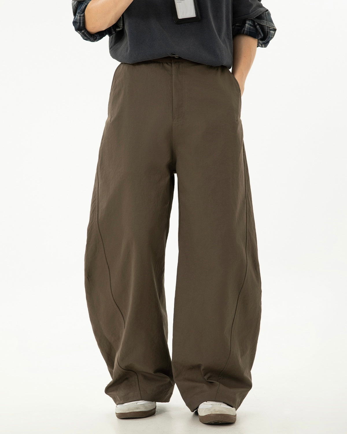 Women’s Wide-Leg Pleated Casual Pants with Side Split & Pockets