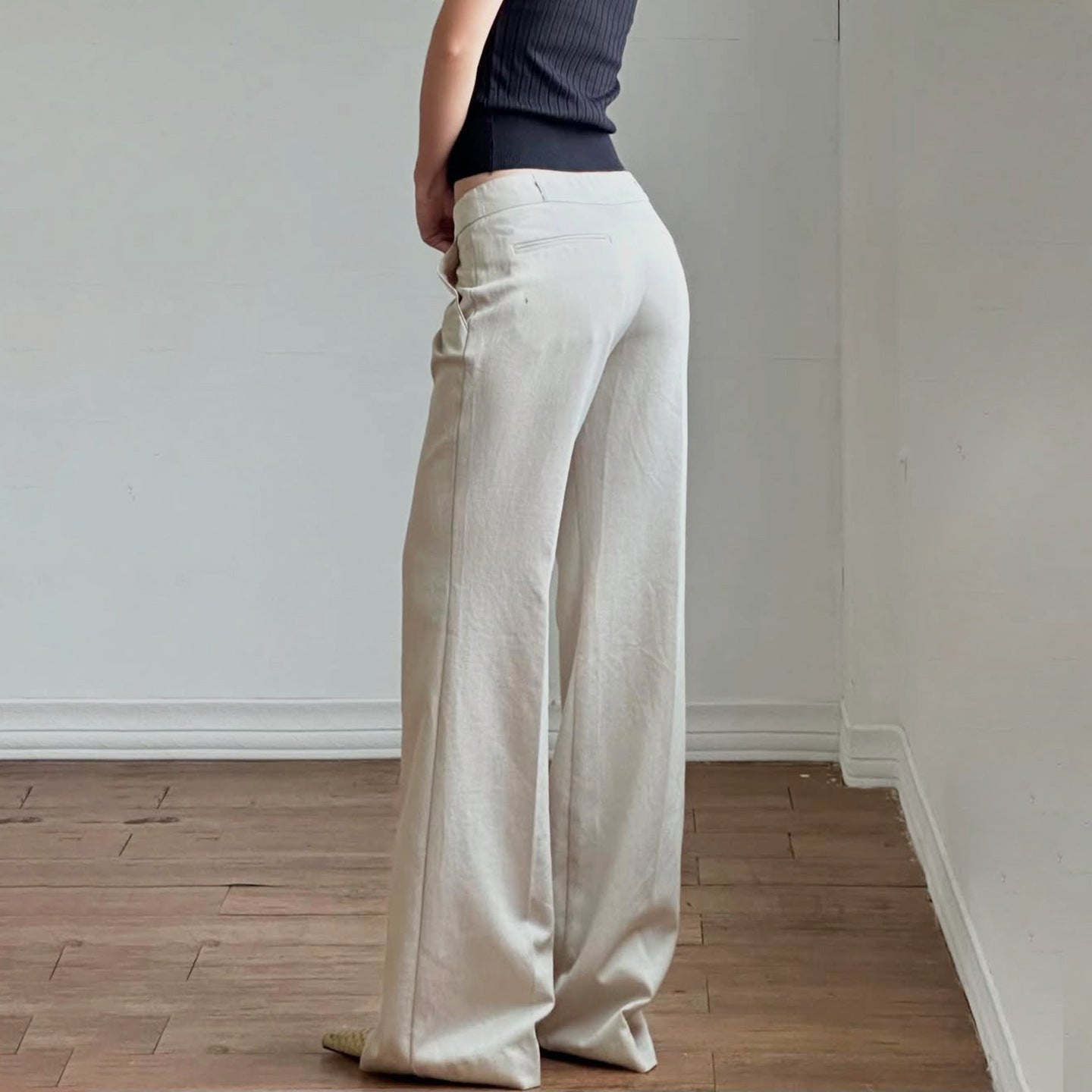 Women’s Low-Waist Loose Fit Trousers – Casual Commuter Pants