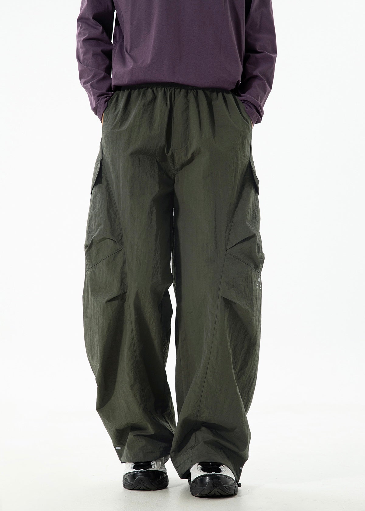 Mens Cargo Pants – Outdoor Windproof Wide-Leg Trousers with Pockets
