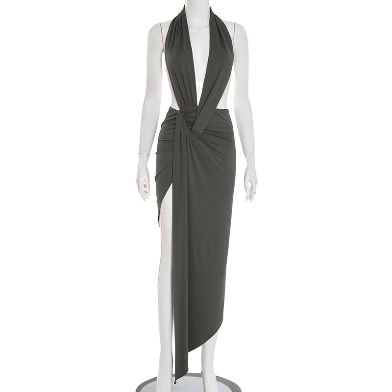 Slim fit hanging neck backless sleeveless pleated elegant long dress